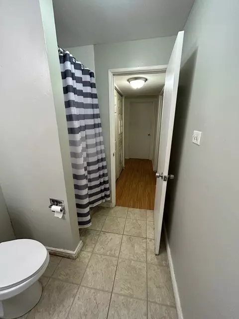 Entry Way - 322 Jackson St, Park Forest, IL 60466 photo 5 of 6