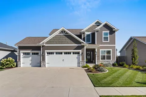 304 London Way, Savoy, IL 61874