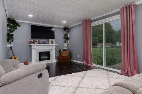 516 N Maple Ave, Minier, IL 61759 photo 22