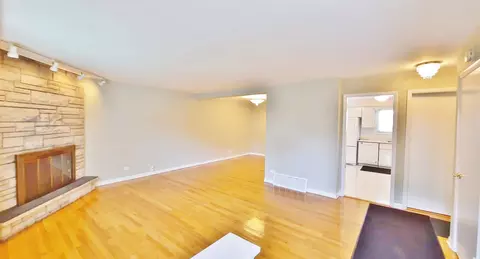 526 Glendale Rd, Glenview, IL 60025 photo 5