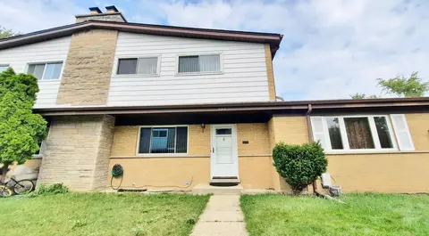 526 Glendale Rd, Glenview, IL 60025