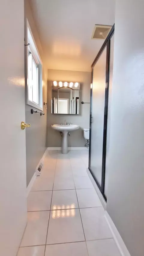 526 Glendale Rd, Glenview, IL 60025 photo 18