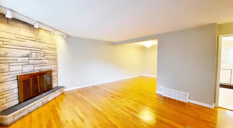 526 Glendale Rd, Glenview, IL 60025 photo 4