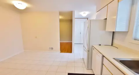 526 Glendale Rd, Glenview, IL 60025 photo 13