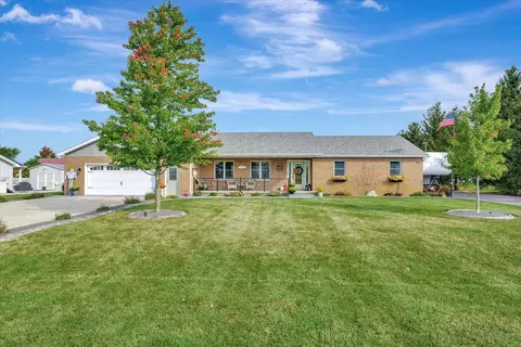820 E Boyer St, Gibson City, IL 60936