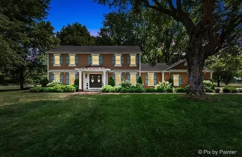 8418 Greenwood Rd, Hebron, IL 60034