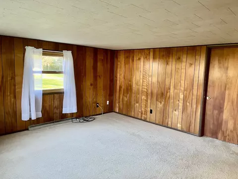140 E Grove St, Capron, IL 61012 photo 13