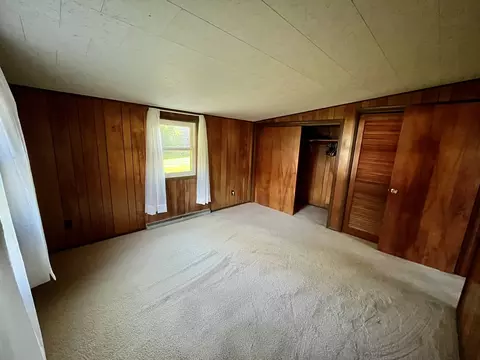 140 E Grove St, Capron, IL 61012 photo 15