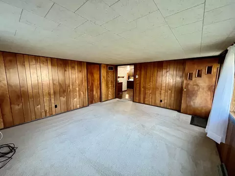 140 E Grove St, Capron, IL 61012 photo 10