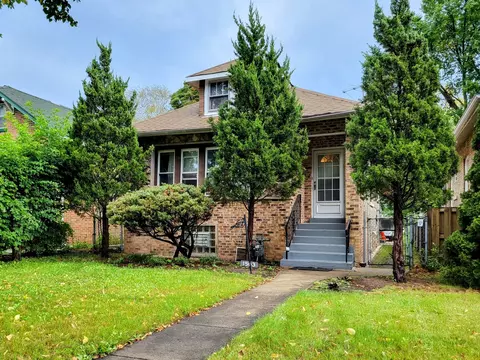 1503 Fowler Ave, Evanston, IL 60202