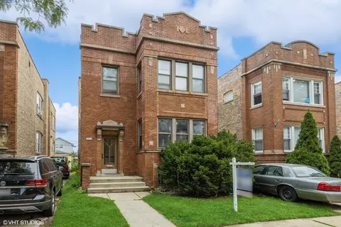 1917 Clarence Ave, Berwyn, IL 60402