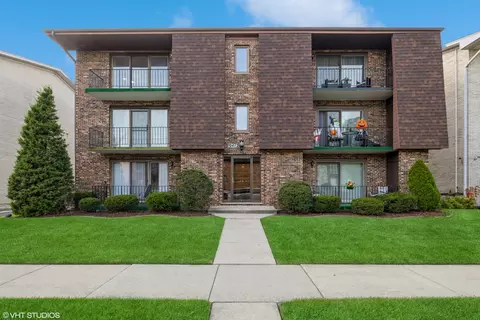 10412 S Komensky Ave #3S, Oak Lawn, IL 60453