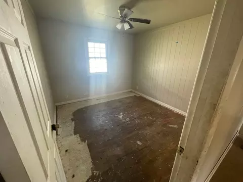 1615 E Locust St, Kankakee, IL 60901 photo 9