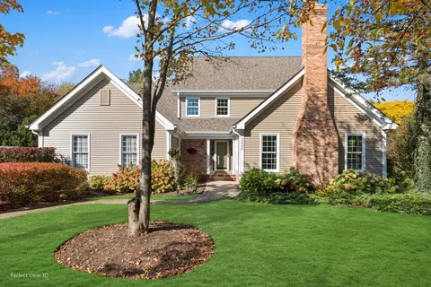 36446 N Field View Dr, Gurnee, IL 60031