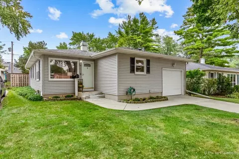 181 N Melrose Ave, Elgin, IL 60123