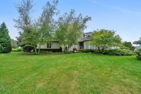 9 Settlers Ln, Oswego, IL 60543