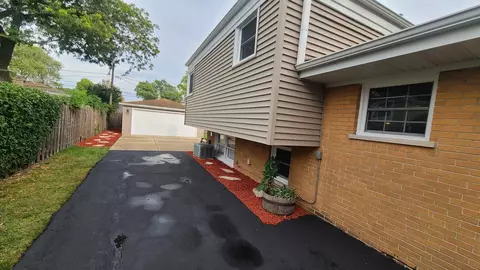 2025 Webster Ln, Des Plaines, IL 60018 photo 18