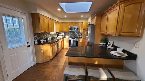 2025 Webster Ln, Des Plaines, IL 60018 photo 5