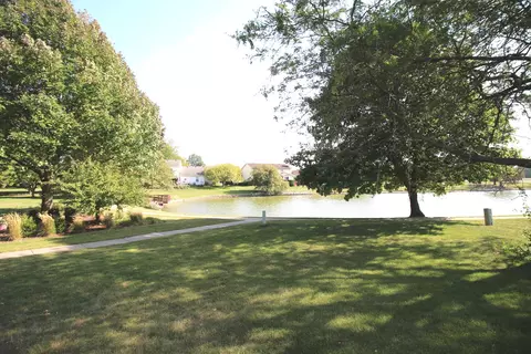 5 Gulf Pointe Ct, Bloomington, IL 61704 photo 38