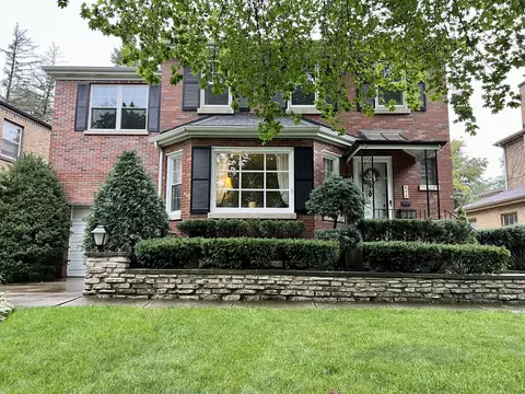 632 Selborne Rd, Riverside, IL 60546
