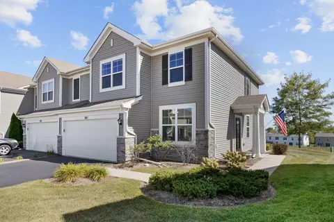 661 Anchorage Ct, Pingree Grove, IL 60140