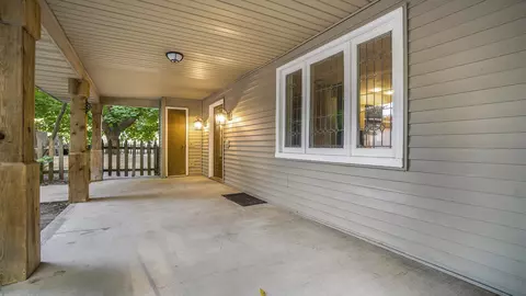 11501 Love Rd, Roscoe, IL 61073 photo 12