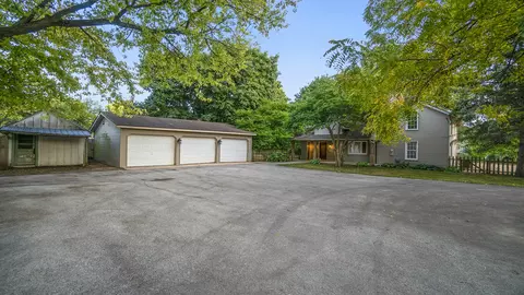 11501 Love Rd, Roscoe, IL 61073 photo 3