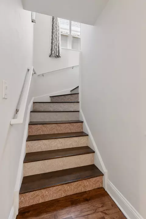 1220 E 63rd St, Chicago, IL 60637 photo 10