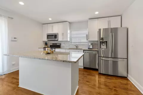 1220 E 63rd St, Chicago, IL 60637 photo 6