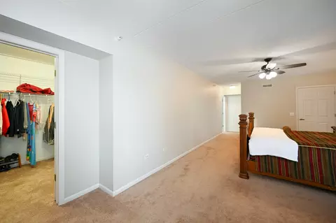 405 Front St #201, Wheaton, IL 60187 photo 15