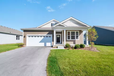 2449 Plains Dr, Pingree Grove, IL 60140