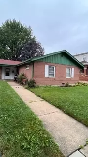1446 Portsmouth Ave, Westchester, IL 60154