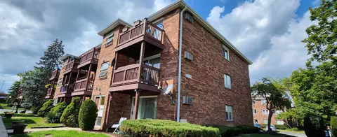 14800 Kilpatrick Ave #6E, Midlothian, IL 60445