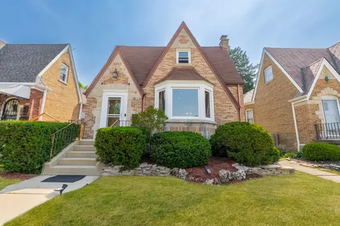 3255 N Normandy Ave, Chicago, IL 60634