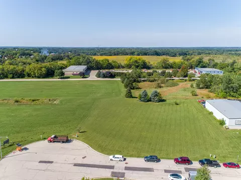 5409 Austin Ct, Ringwood, IL 60072