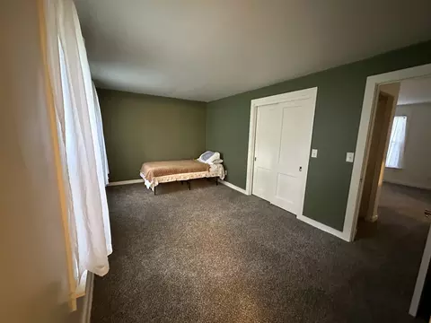 511 N Center St, Gridley, IL 61744 photo 6