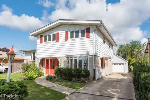 7700 Palma Ln, Morton Grove, IL 60053
