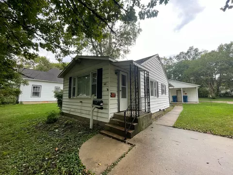 645 E Young Ave, Hoopeston, IL 60942 photo 6