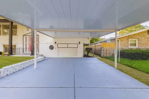 16626 Paulina St, Markham, IL 60428 photo 4