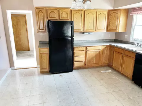 202 E North St, Colfax, IL 61728 photo 19