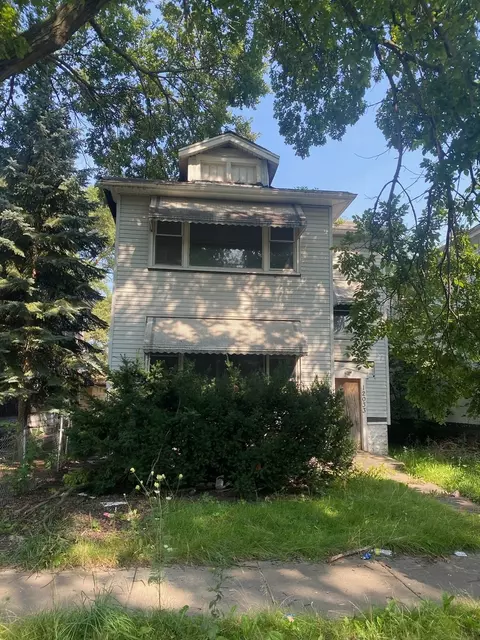 12033 S Wentworth Ave, Chicago, IL 60628