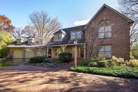 1565 S Ridge Rd, Lake Forest, IL 60045
