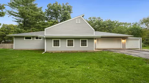 199 S German Church Rd, Oregon, IL 61061
