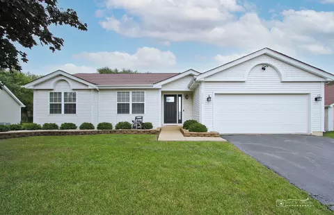 3500 Portsmouth Dr, Zion, IL 60099