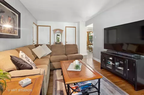 642 E Central Ave, Lombard, IL 60148 photo 12