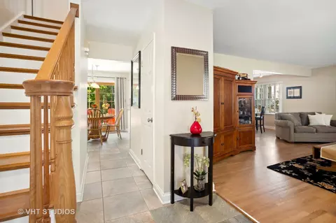 642 E Central Ave, Lombard, IL 60148 photo 4