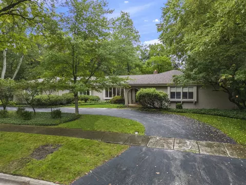 2428 Brookwood Dr, Flossmoor, IL 60422