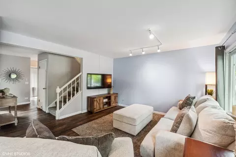 1790 Delaware Trl, Wheeling, IL 60090 photo 6