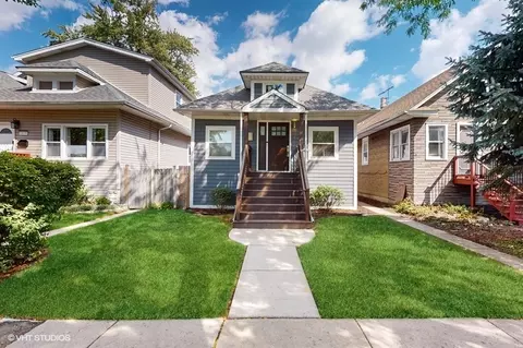 1042 S Ridgeland Ave, Oak Park, IL 60304