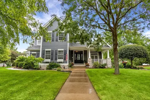 442 Norway Cir, Yorkville, IL 60560